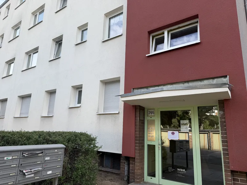 3-Zimmer-Wohnung in Spandau mit WBS 160 - 220 — photo 1